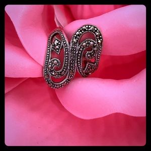 Marcasite & sterling silver bypass swirl ring